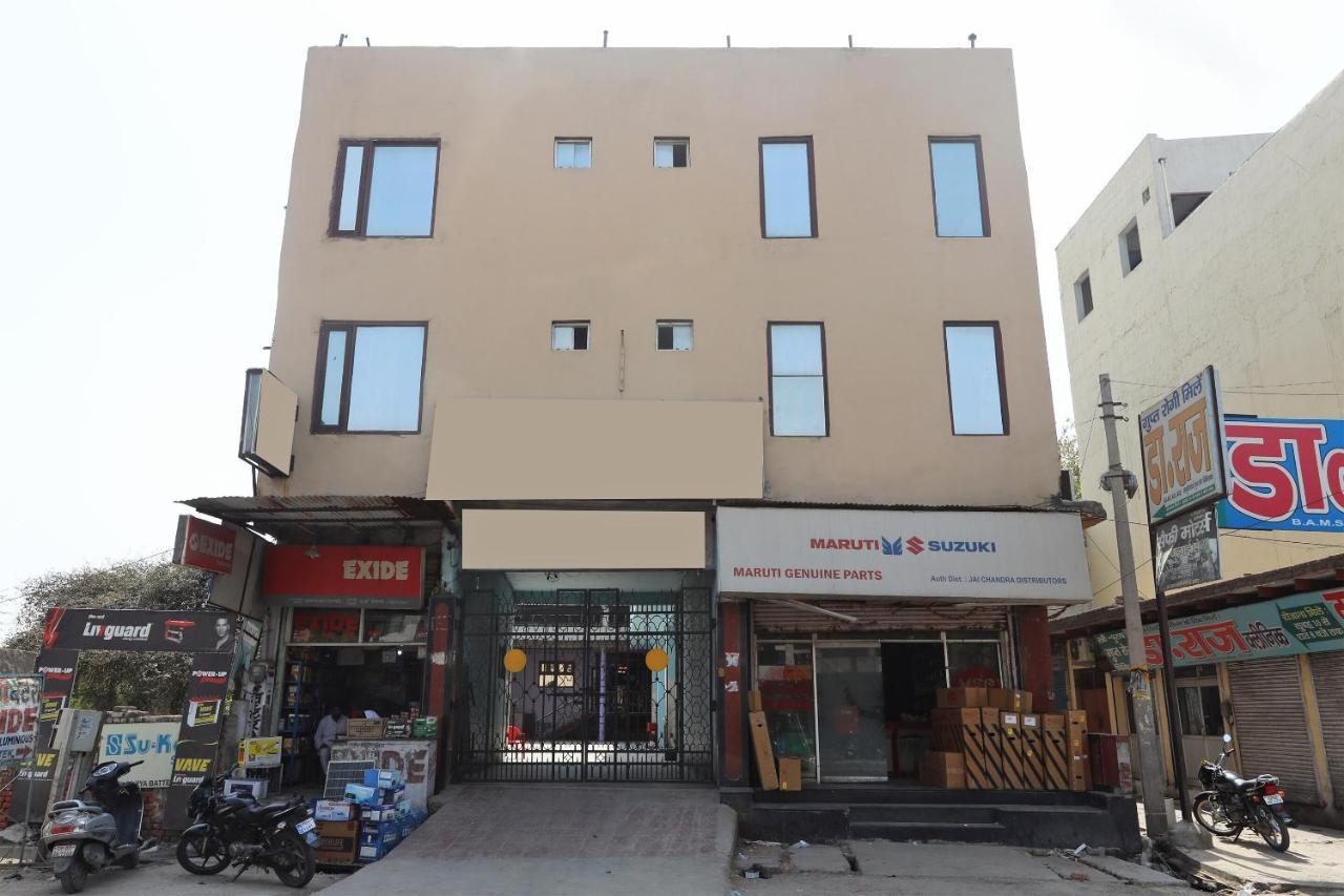 Oyo 14543 Royal Palace And Banquets Mathura Exterior photo
